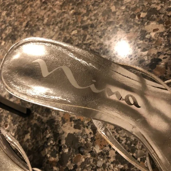 Nina Strappy Slide Silver Sparkly Sandal Heels in EUC 7 1/2 3 1/2 “Rhine… - Picture 3 of 5